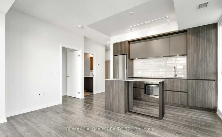 Property Photo:  34 Tubman Avenue 604  ON M5A 0R2 