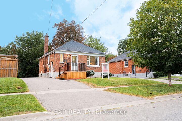 Property Photo: 858 Grierson Street ON L1G 5J9