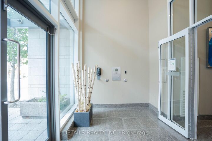 Property Photo:  238 Besserer Street 607  ON K1N 6B1 