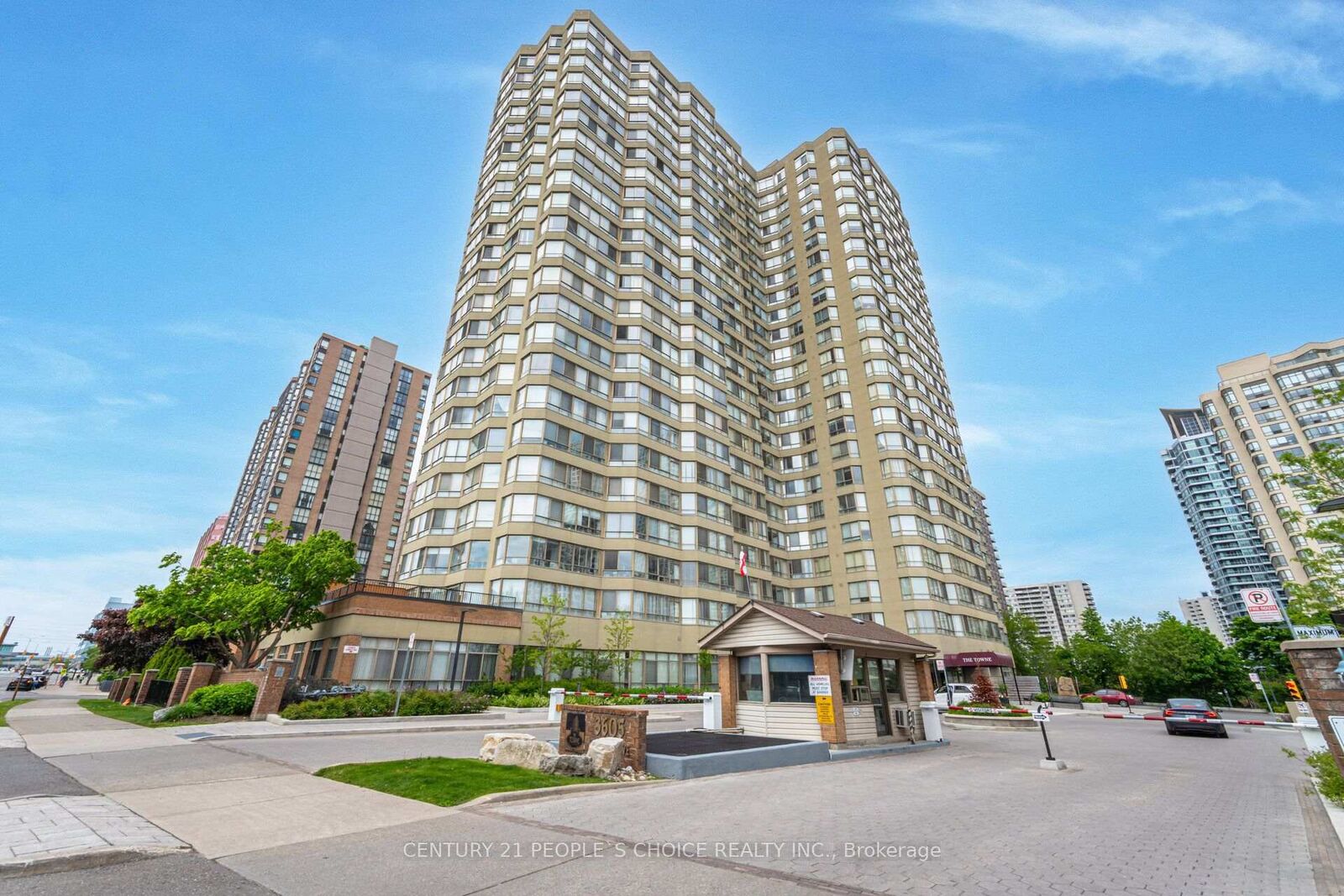 Property Photo:  3605 Kariya Drive 703  ON L5B 3J4 