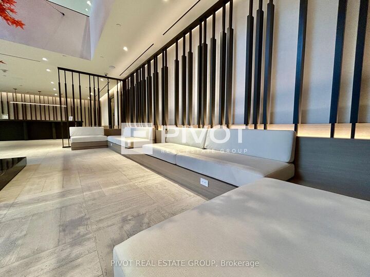 Property Photo:  4015 The Exchange N/A 1407  ON L5B 0N9 