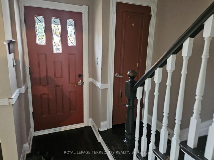 Property Photo:  319 Lawrence Avenue W  ON M5M 1B5 