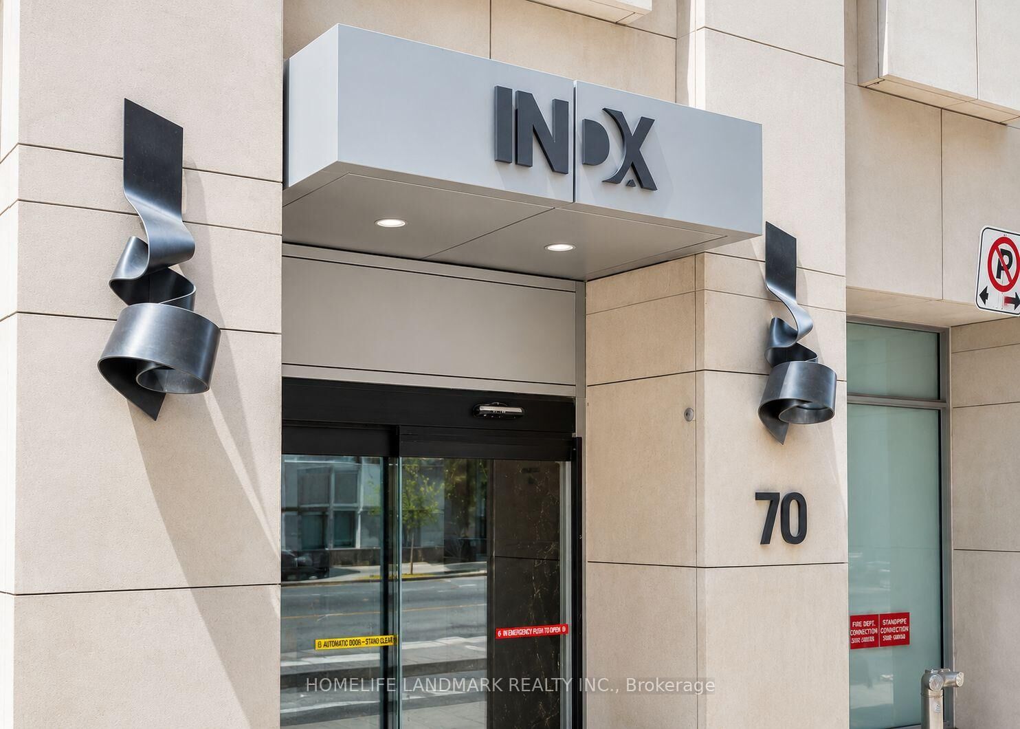Property Photo: 70 Temperance Street 3007 ON M5H 4E8