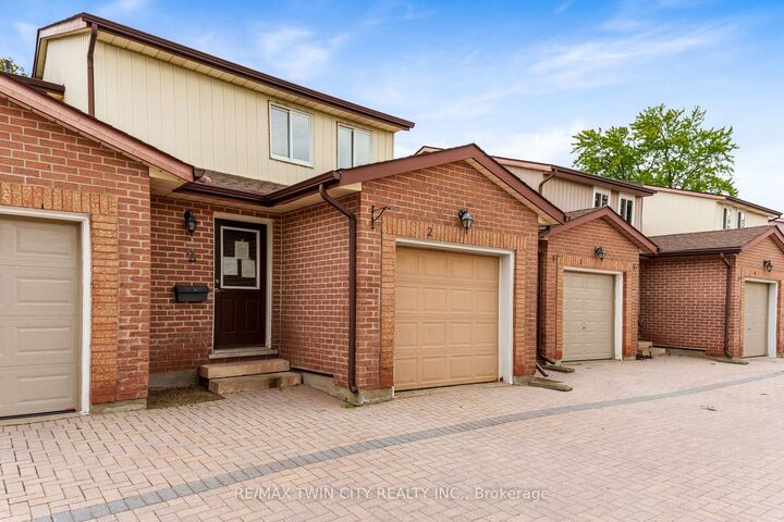 Property Photo:  25 Valleyview Road 2  ON N2E 1L5 