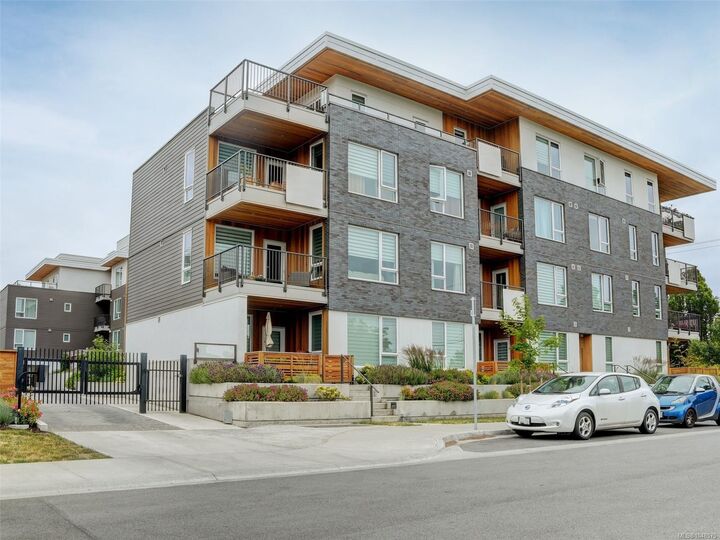 Property Photo:  1588 North Dairy Rd #101  BC V8T 0E1 