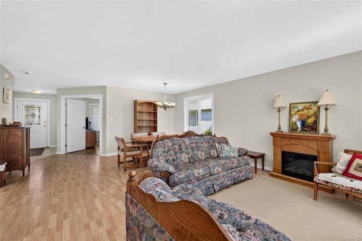 Property Photo:  235 Park Dr #7  BC V8K 2R6 