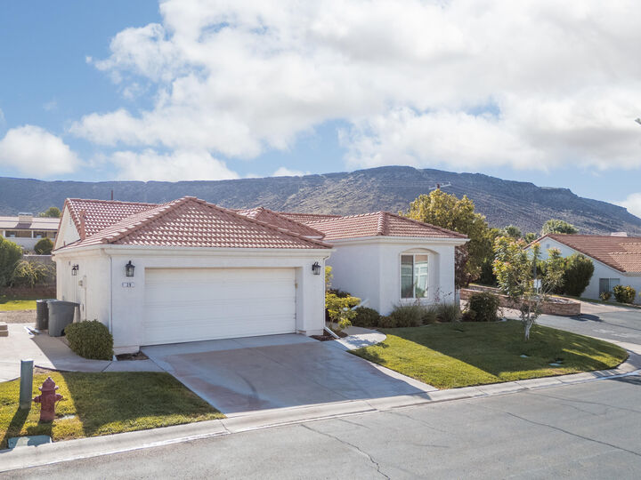 Property Photo: 39 N Valley View Dr 29 UT 84770