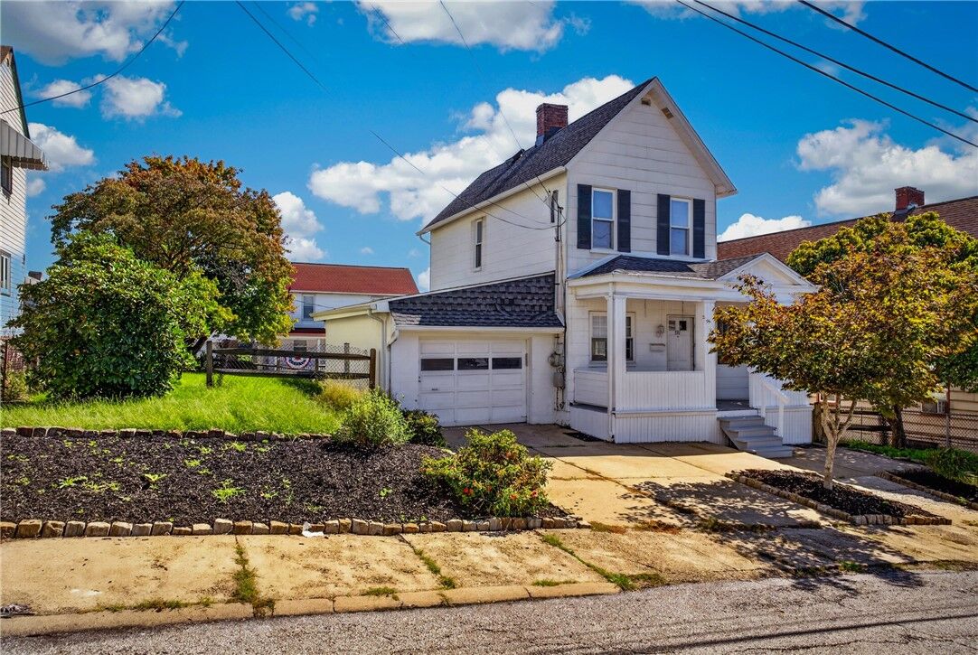 Property Photo: 531 Bluff St PA 15106