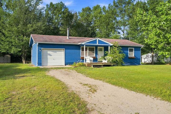 Property Photo: 6852 Pembrook Avenue MI 49749