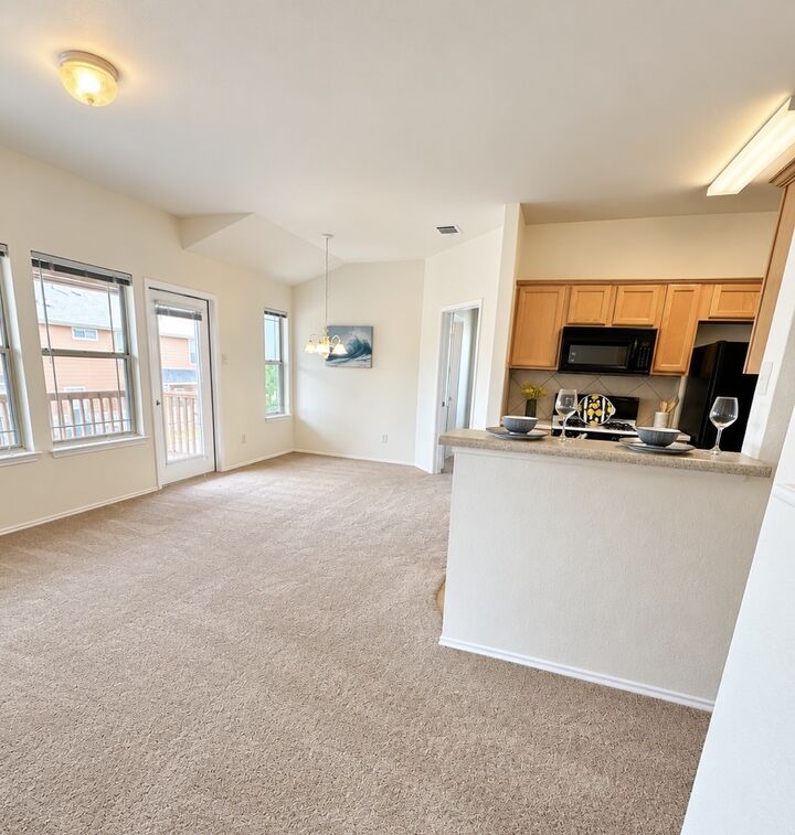 Property Photo:  1481 E Old Settlers Boulevard 901  TX 78664 