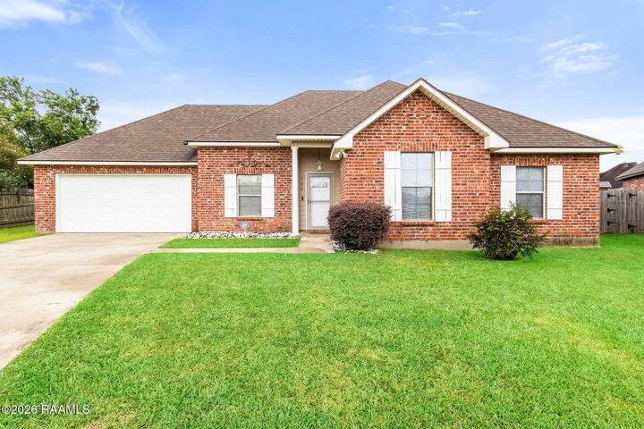 Property Photo: 106 Fanfare Lane LA 70507