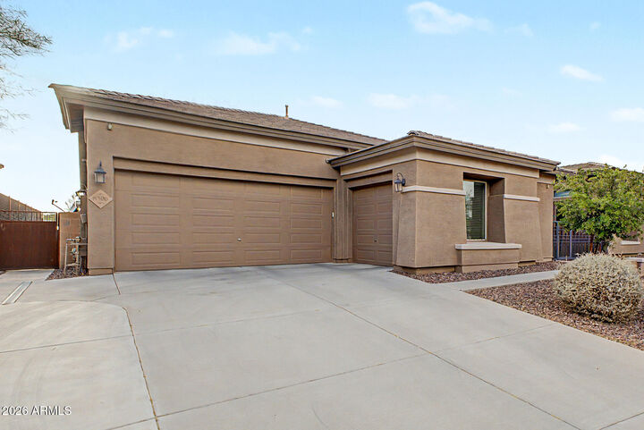 Property Photo:  8506 S 29th Way  AZ 85042 