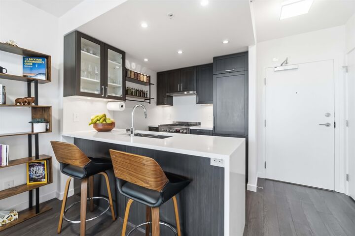 Property Photo:  5598 Ormidale Street 615  BC V5R 0E5 