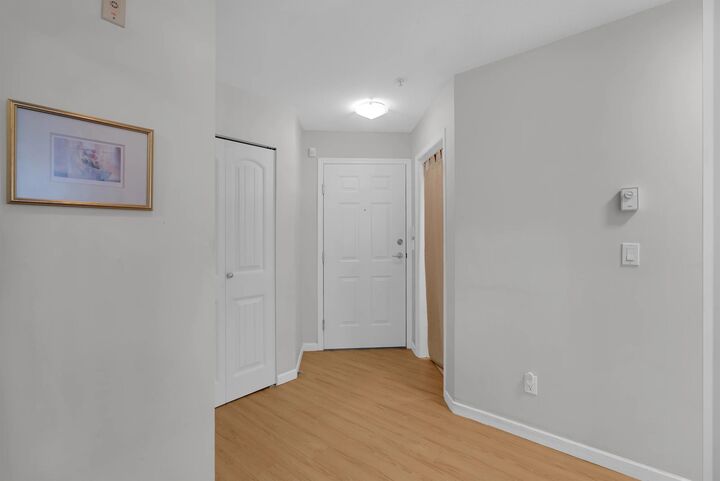 Property Photo: 9668 148 Street 206 BC V3R 0W2