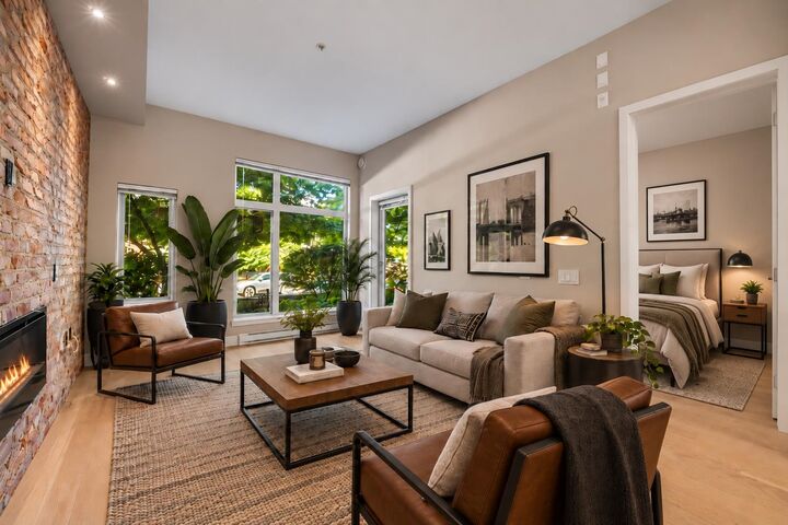 Property Photo: 262 Salter Street 103 BC V3M 0J6