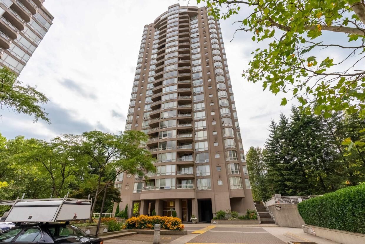 Property Photo: 9603 Manchester Drive 803 BC V3N 4Y7