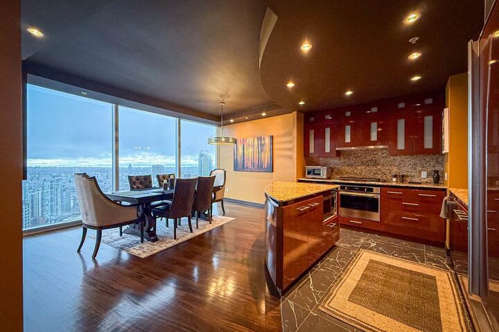 Property Photo:  938 Nelson Street 4803  BC V6Z 3A7 