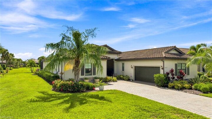 Property Photo:  19107 Elmdale Way  FL 33928 