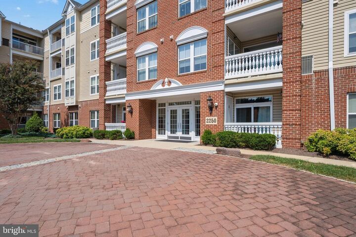 Property Photo:  2250 Bear Den Rd 207  MD 21701 