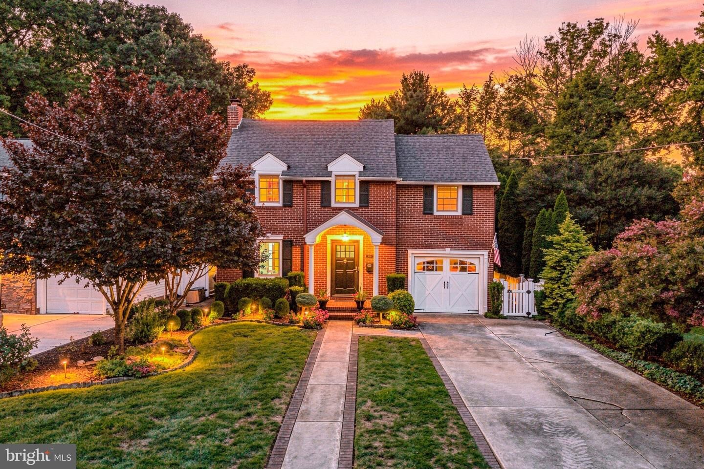 Property Photo:  619 W Redman Avenue  NJ 08033 