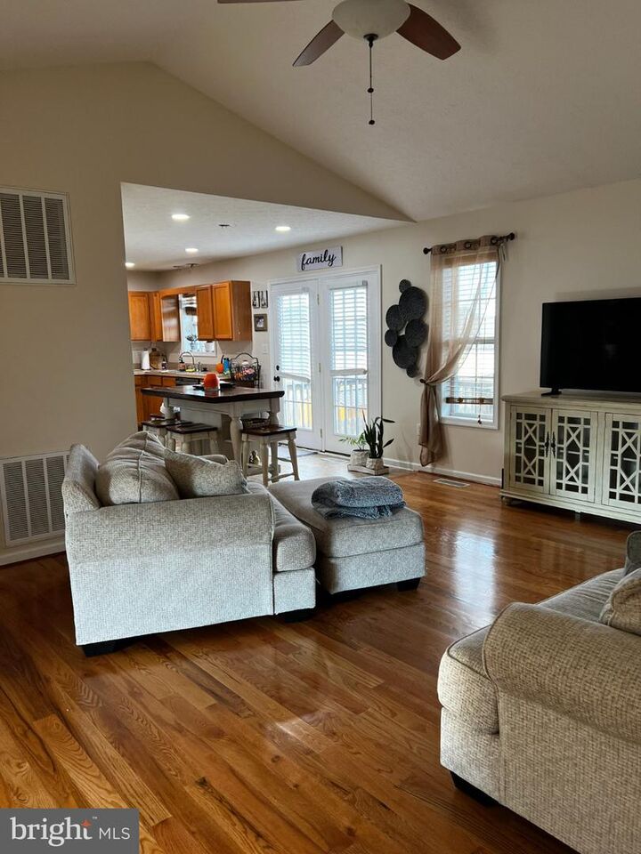 Property Photo: 199 Wallace Avenue WV 25428