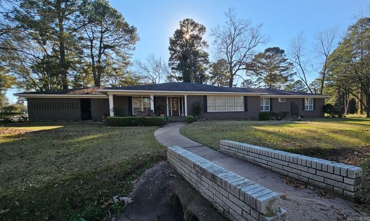 Property Photo:  1107 Lawton  AR 71753 