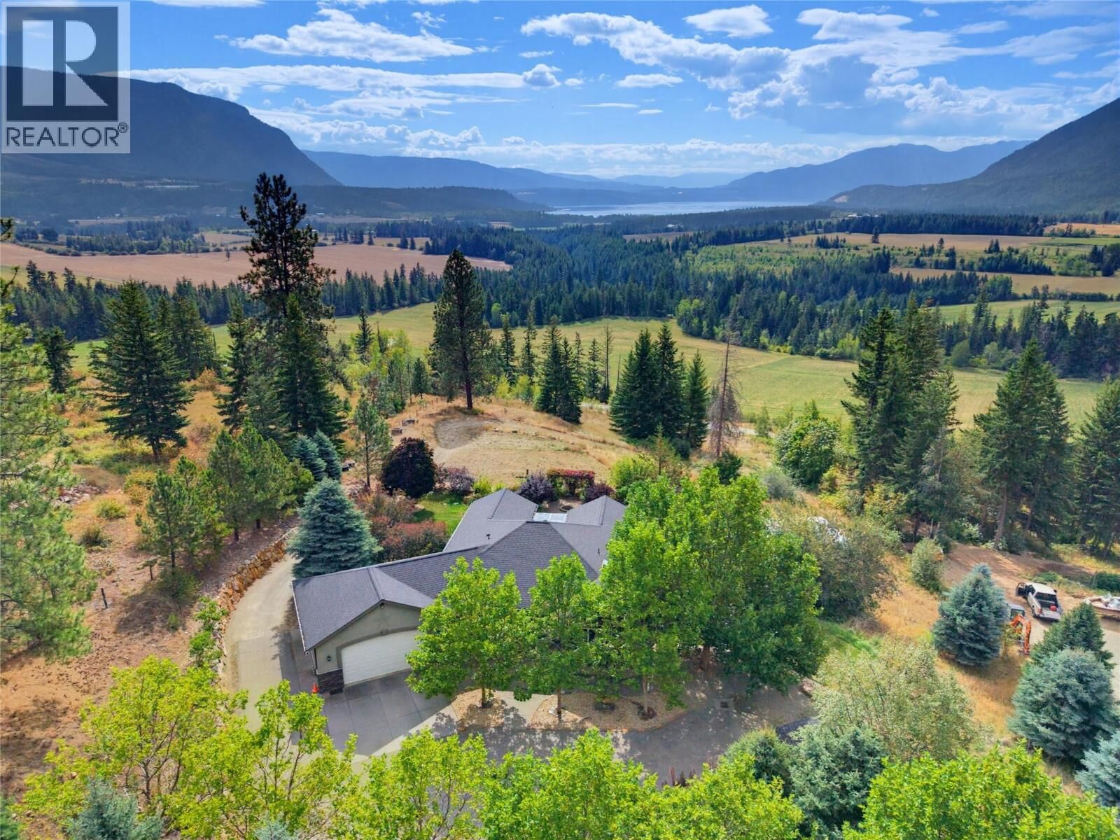 Property Photo:  2708 Sunridge Place  BC V0E 2X3 