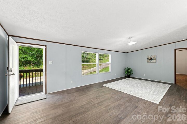 Property Photo:  4782 29th Street Drive NE  NC 28601 