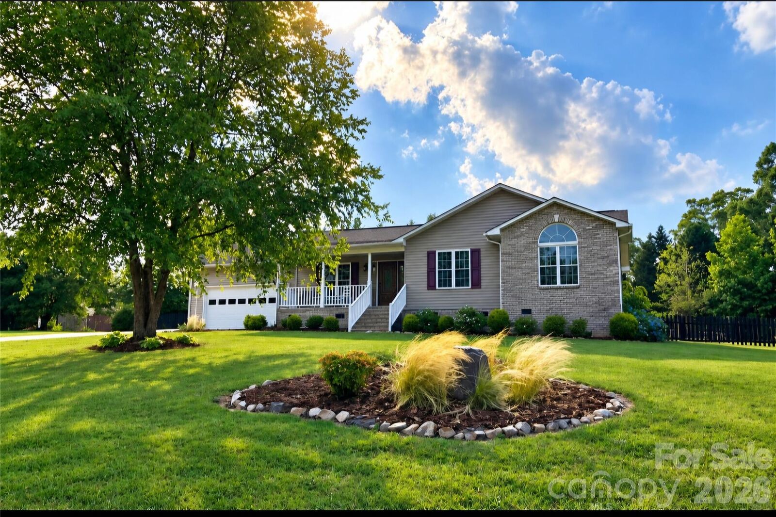 Property Photo: 267 Carrington Lane NC 28146