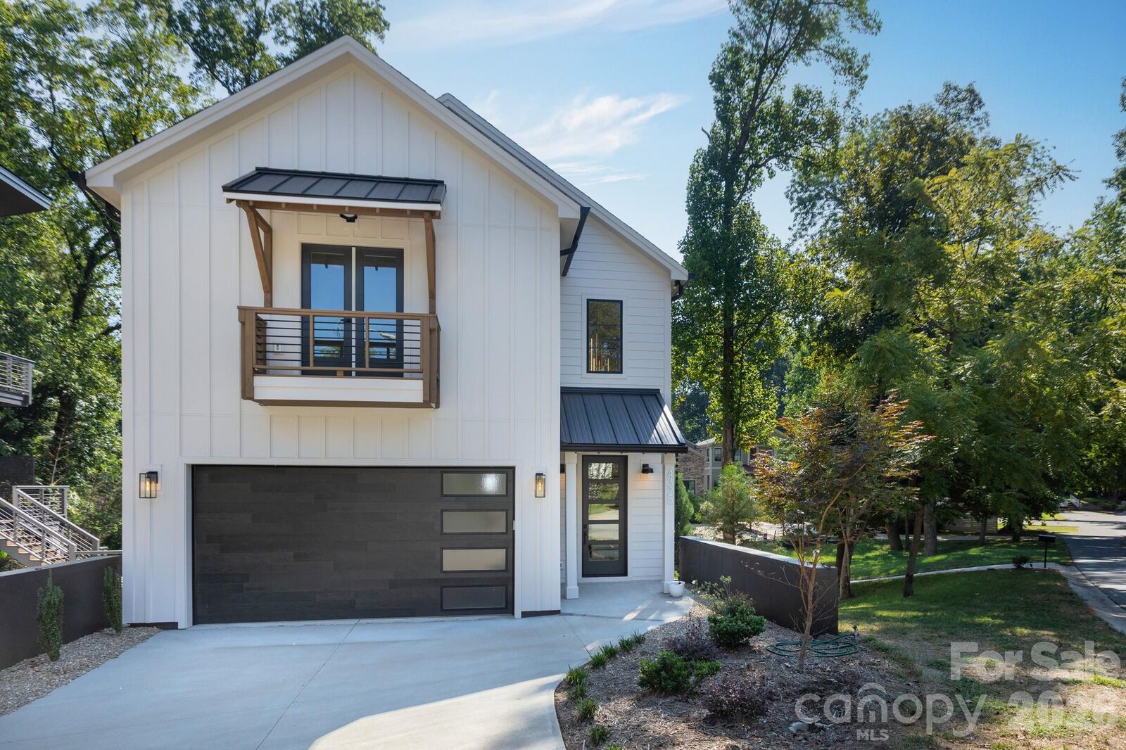 Property Photo: 4325 Raney Way NC 28205
