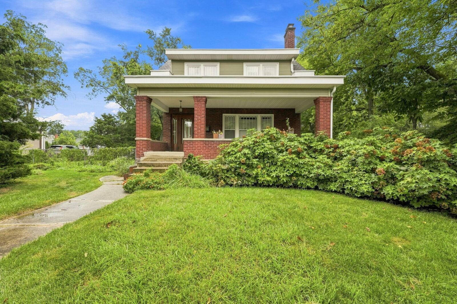 Property Photo: 77 Wetmore Road OH 43214