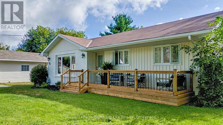 Property Photo:  18 Big Bend Avenue  ON P0H 1Z0 