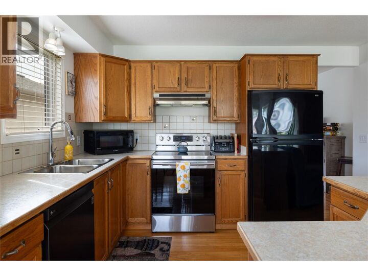 Property Photo:  595 Yates Road 72  BC V1V 1P8 
