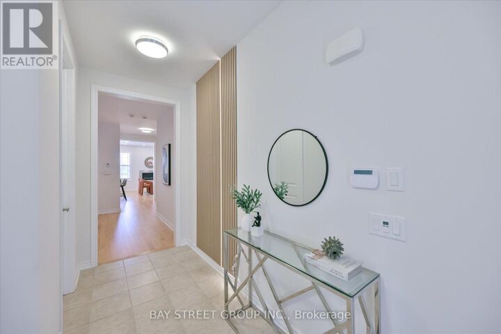 Property Photo: 62 Roth Street ON L4G 0W7