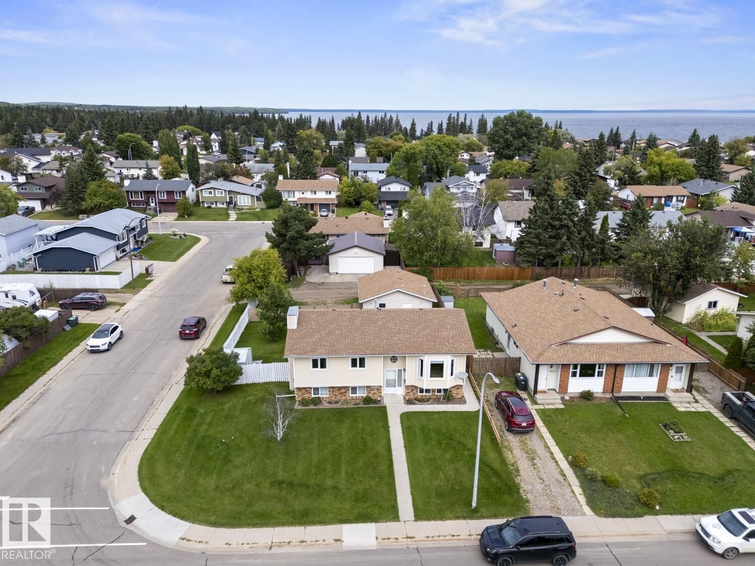 Property Photo:  2018 5 Av  AB T9M 1G1 