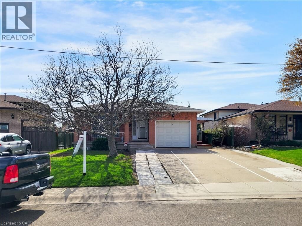Property Photo:  216 Ravenbury Drive Unit 2  ON L8W 2J1 