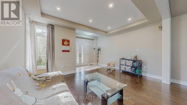 Property Photo:  1815 Fairport Road 6  ON L1V 1T2 