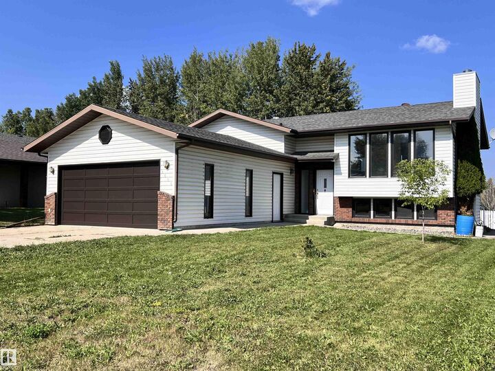 Property Photo:  4036 55 Avenue  AB T7A 1B2 