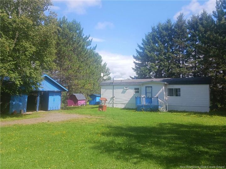Property Photo:  491 Rosedale  NB E7M 3T8 