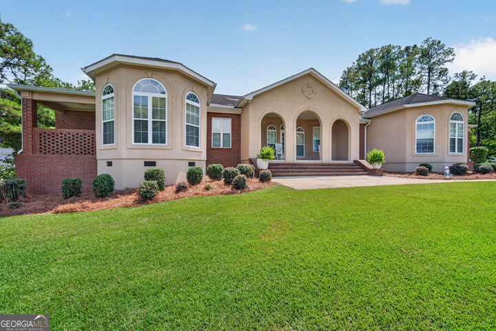 Property Photo:  103 Waters Edge Drive NE  GA 31061 