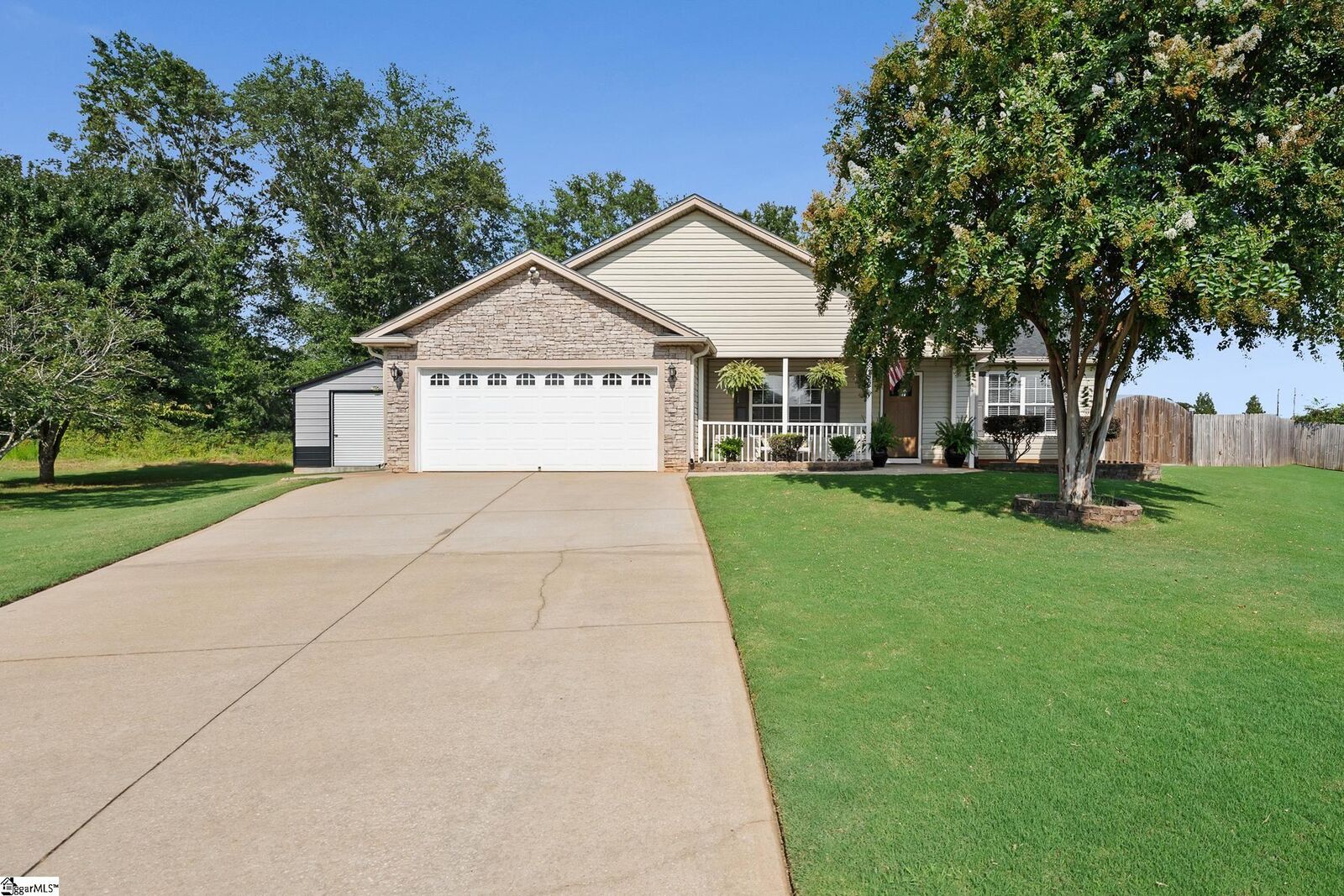 Property Photo:  222 Legacy Drive  SC 29349 