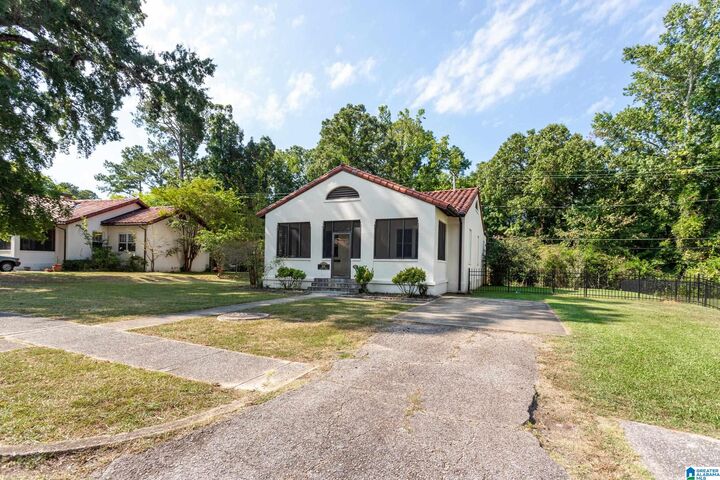 Property Photo: 144 Drennen Drive AL 36205