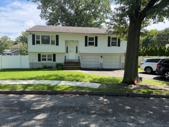 Property Photo: 2 Denora Dr NJ 07512