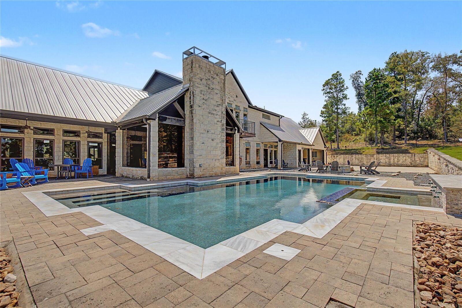 Property Photo:  3233 N State Highway 19  TX 75862 
