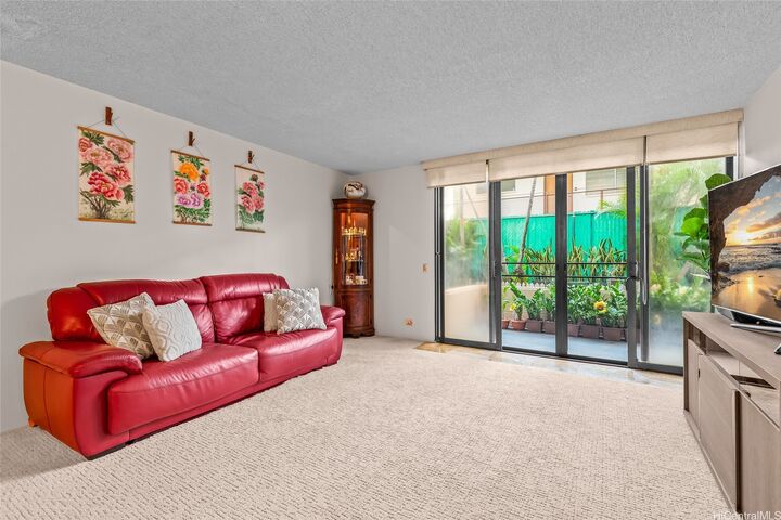 Property Photo:  1441 Piikoi Street 105  HI 96822 