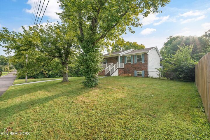 Property Photo:  2108 NW Ho Co Ta Ke Lane  TN 37912 