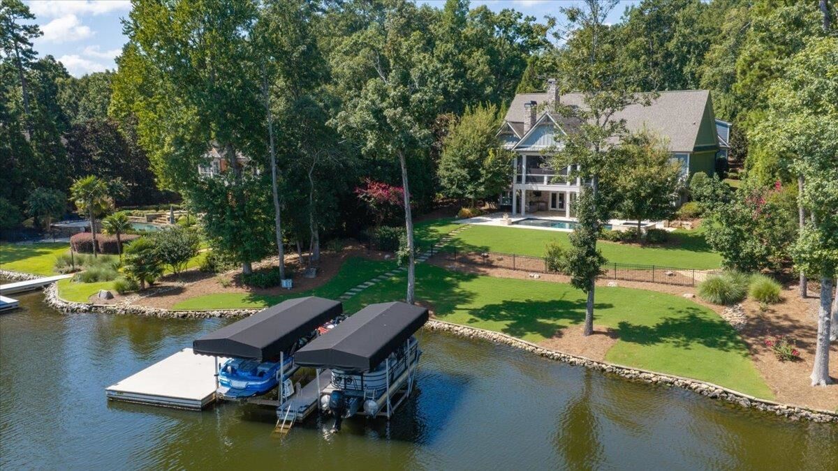 Property Photo:  166 Waters Edge Drive  GA 31024-5678 