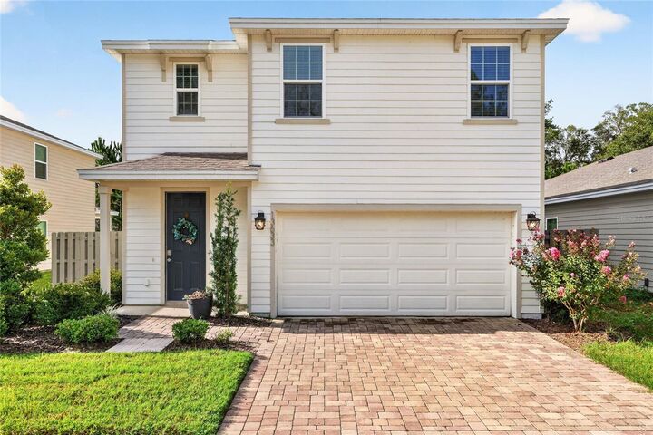 Property Photo:  13633 NW 14th Place  FL 32669 