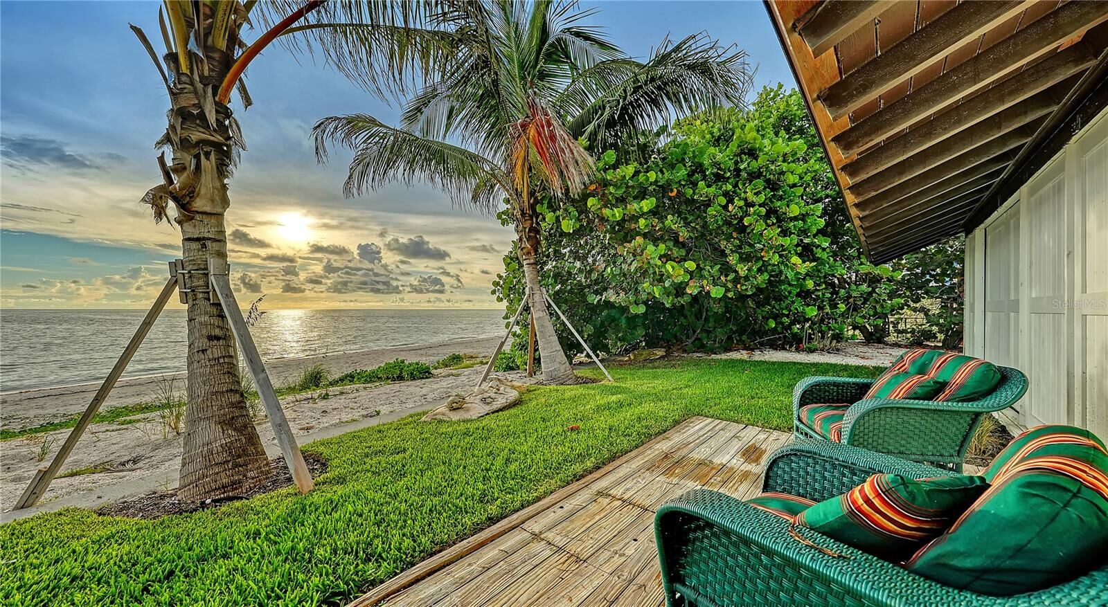Property Photo: 2417 Casey Key Road FL 34275