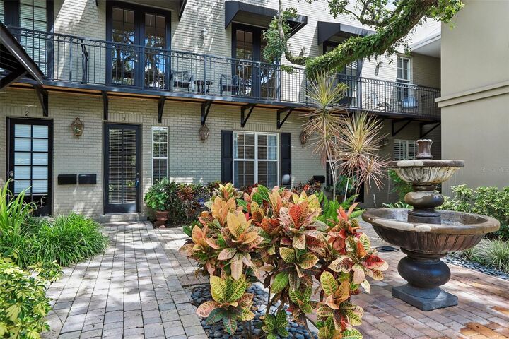 Property Photo:  1008 S Moody Avenue 3  FL 33629 